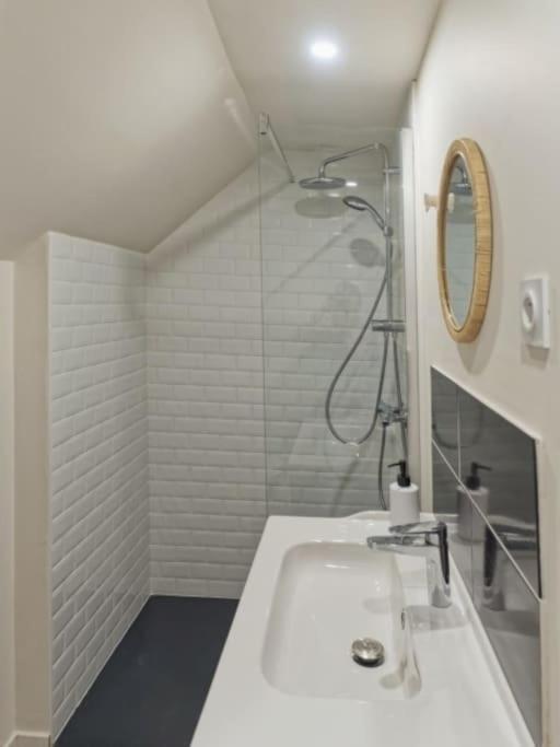 Appartement Spacieux En Centre Ville วอนดูม ภายนอก รูปภาพ